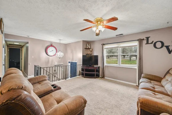 $270,000 | 23542 Mapleridge Drive, Lawrenceburg, IN 47025