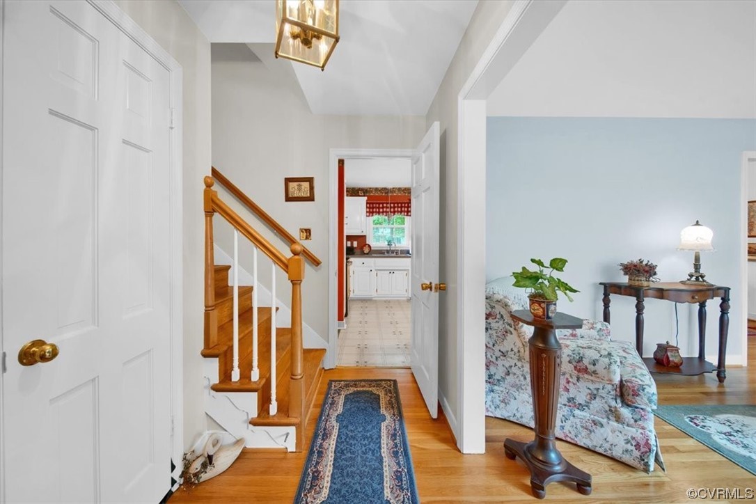 900 Ryder Road Richmond, VA 23235 - Photo 3 of 47 a view of living room with furniture and rug