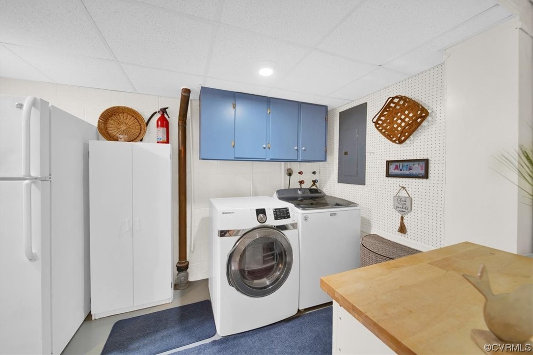 900 Ryder Road Richmond, VA 23235 - Photo 33 of 47 a view of a kitchen with fridge and wooden floor