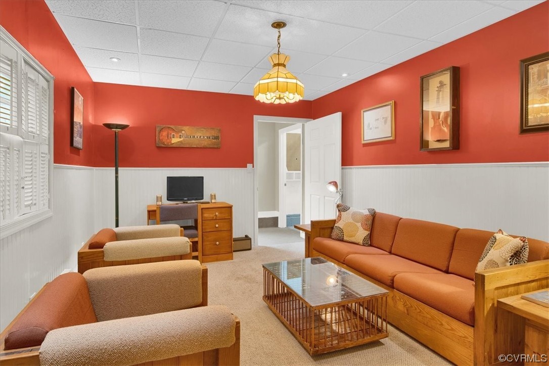 900 Ryder Road Richmond, VA 23235 - Photo 46 of 47 a work place with furniture and a chandelier