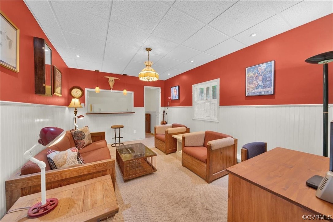 900 Ryder Road Richmond, VA 23235 - Photo 47 of 47 a living room with furniture and a lamp