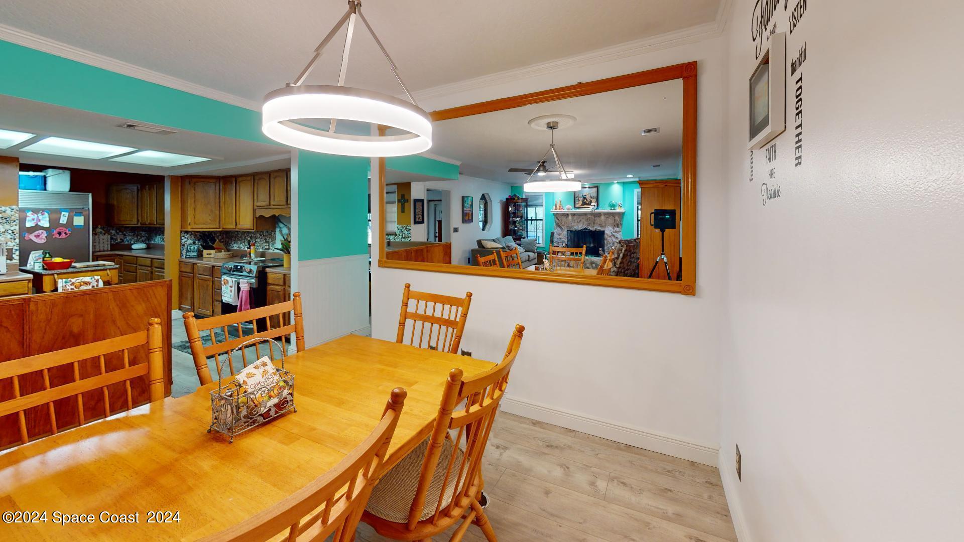 3020 Harlock Road Melbourne, FL 32934 - Photo 16 of 57 Dining room