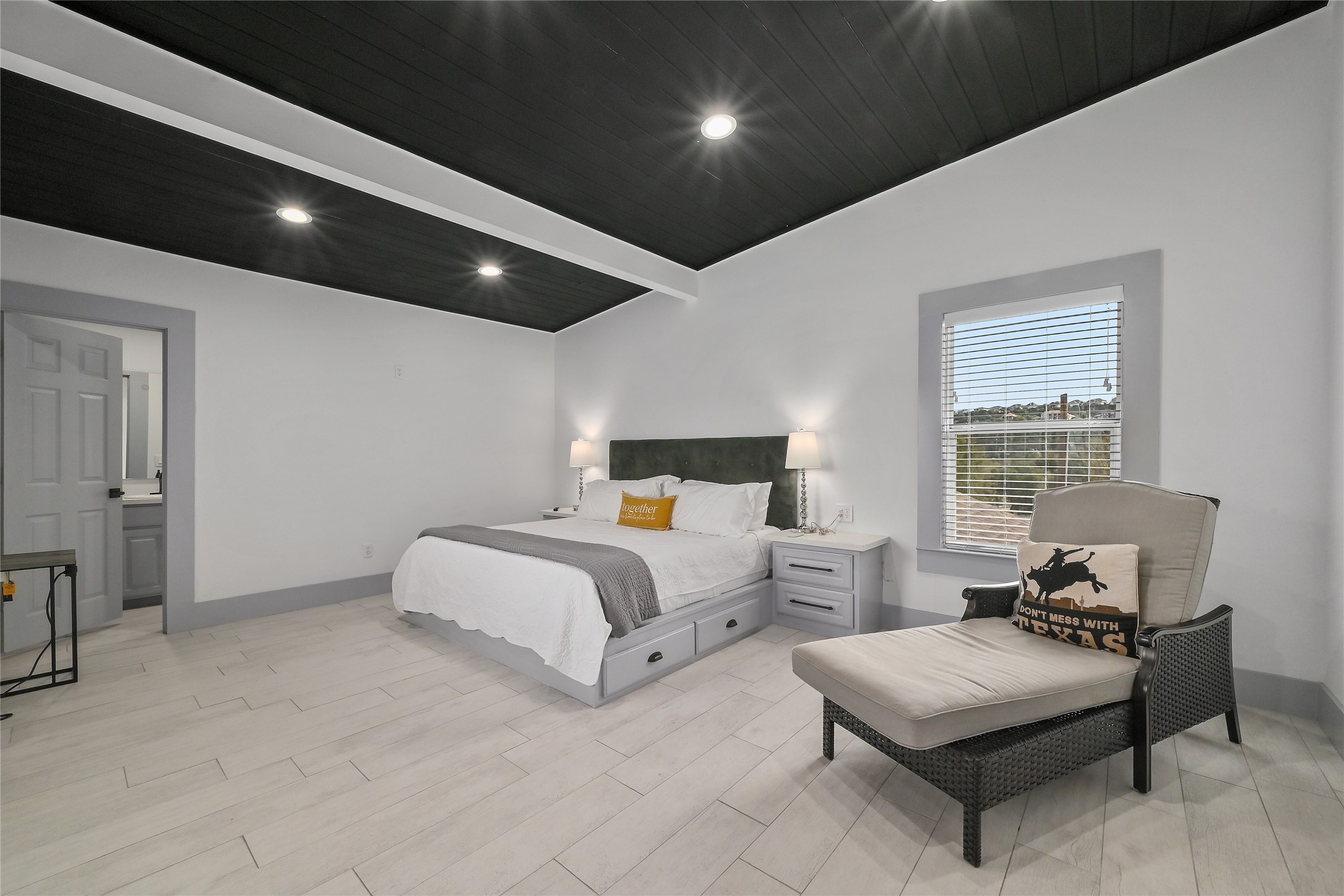 2903 Oak Ridge Drive Spicewood, TX 78669 - Photo 11 of 33 Main house Upstairs Bedroom featuring recessed lighting and a vaulted wooden ceiling
