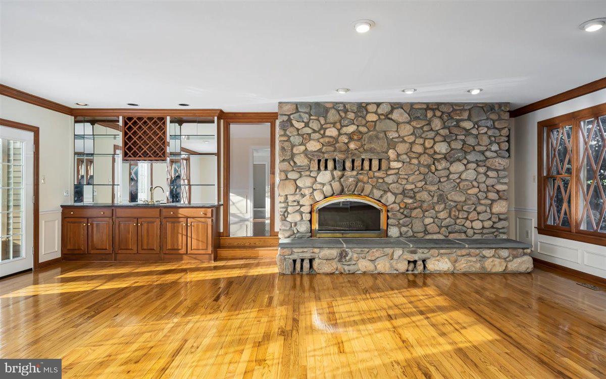 104 Farmgate Lane Silver Spring, MD 20905 - Photo 12 of 78 Gallery Image 12