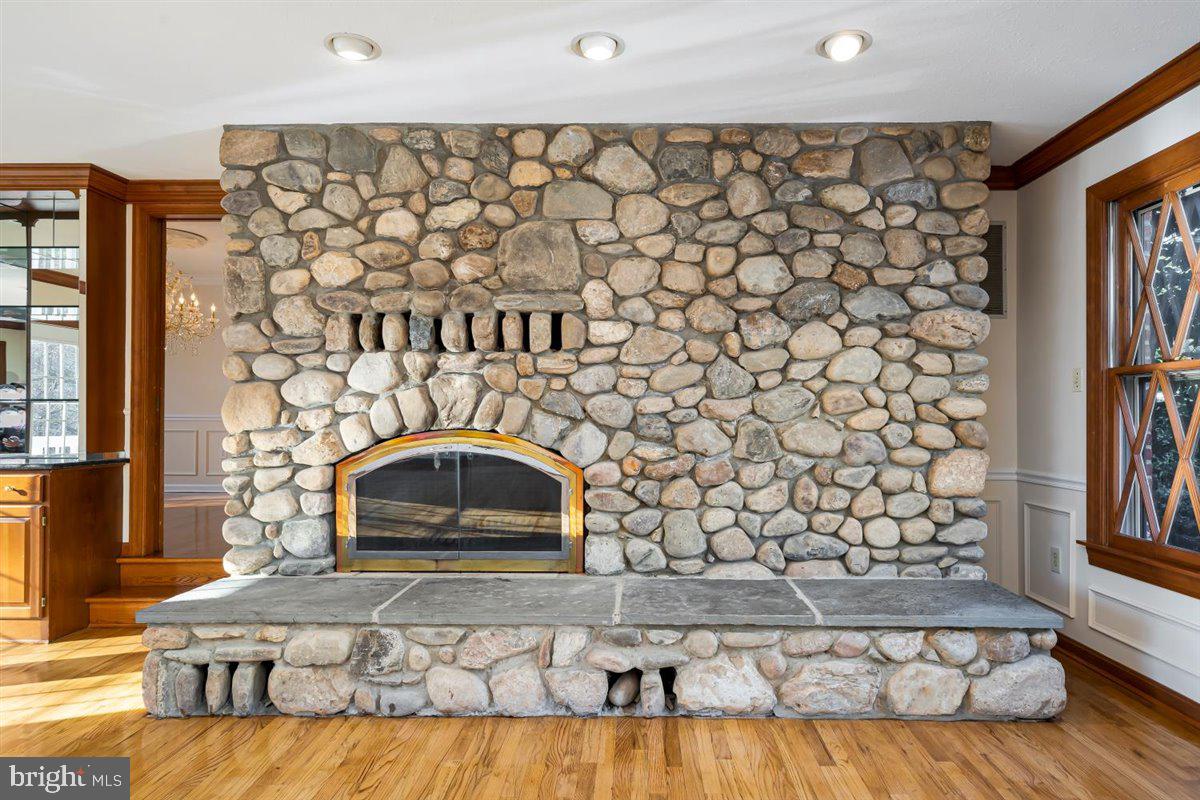104 Farmgate Lane Silver Spring, MD 20905 - Photo 13 of 78 Fireplace in Family Room