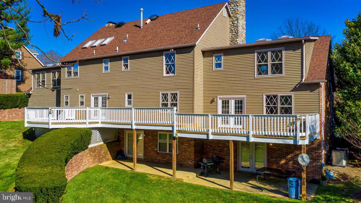 104 Farmgate Lane Silver Spring, MD 20905 - Photo 39 of 78 Deck