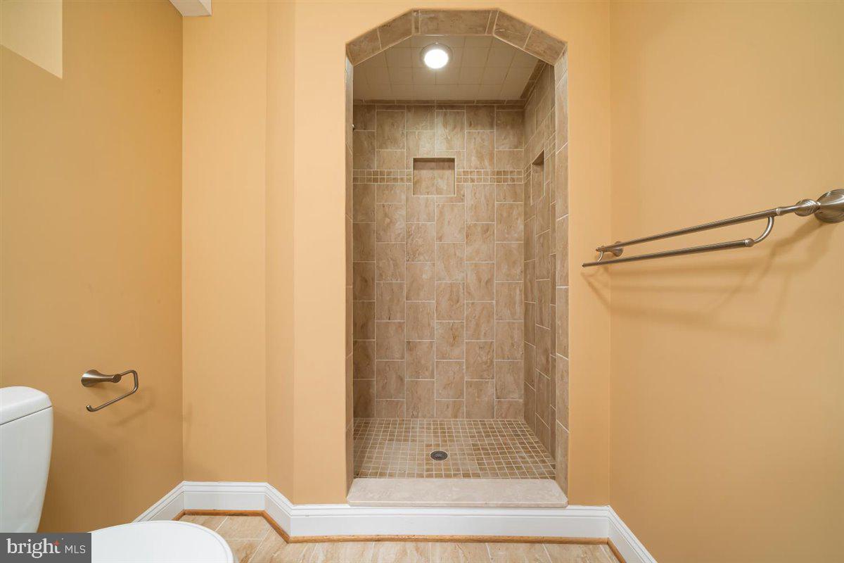 104 Farmgate Lane Silver Spring, MD 20905 - Photo 63 of 78 Bath in Basement