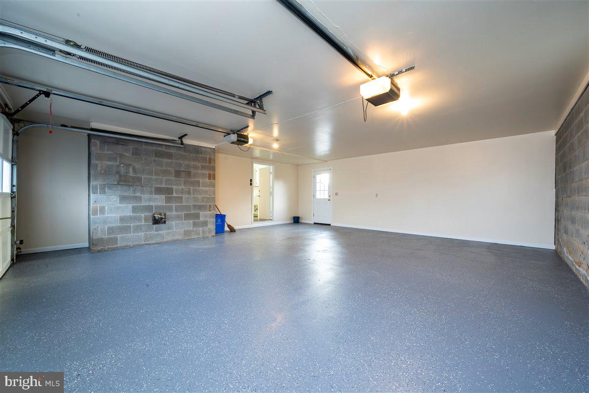 104 Farmgate Lane Silver Spring, MD 20905 - Photo 66 of 78 Garage