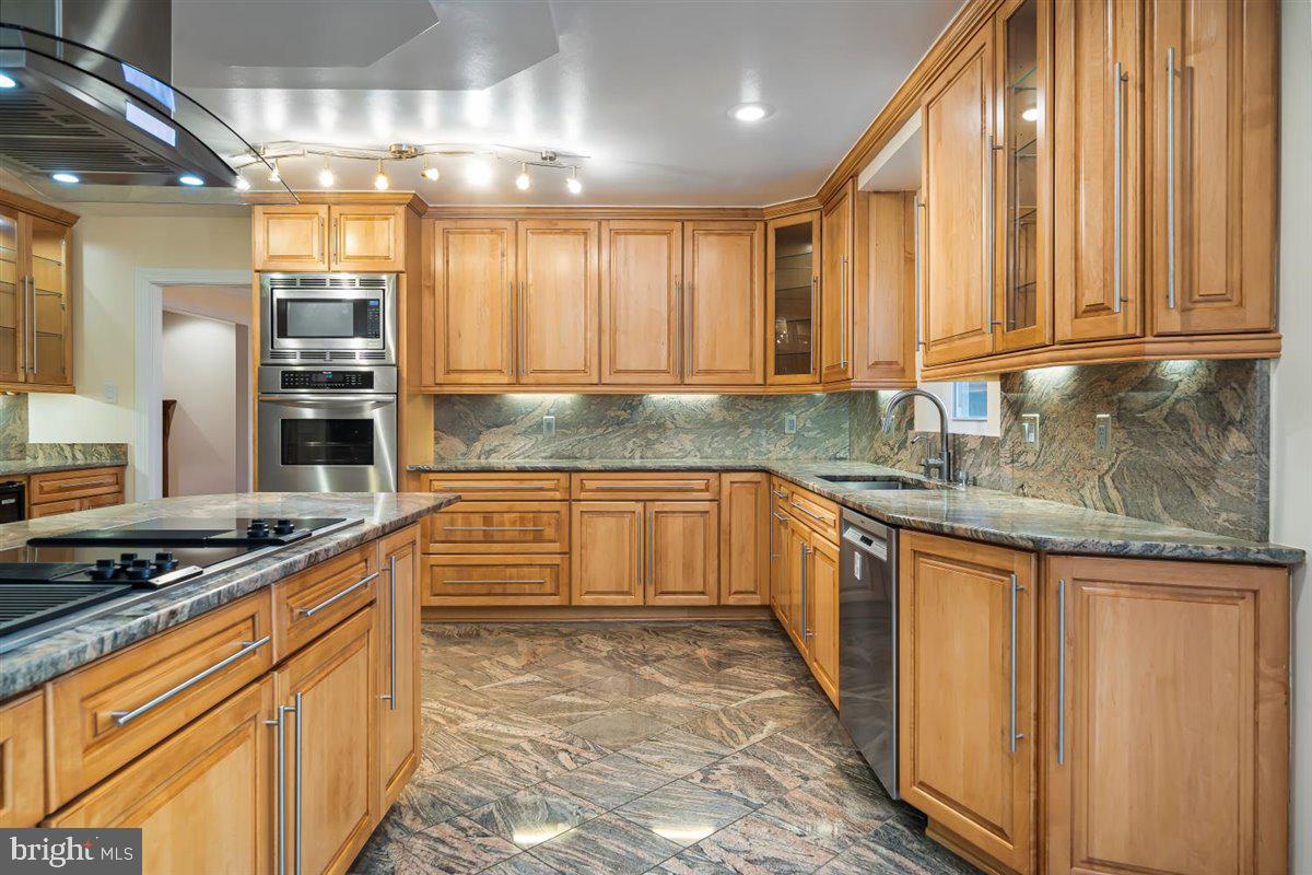 104 Farmgate Lane Silver Spring, MD 20905 - Photo 71 of 78 Granite Counter Top