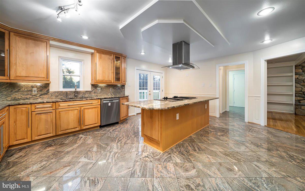 104 Farmgate Lane Silver Spring, MD 20905 - Photo 74 of 78 Gallery Image 74