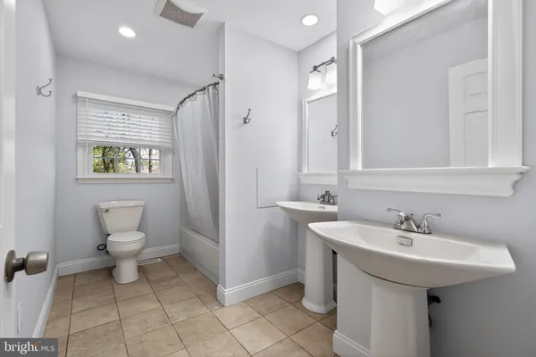 $3,400 | 73 Greenvale Road, Cherry Hill, NJ 08034