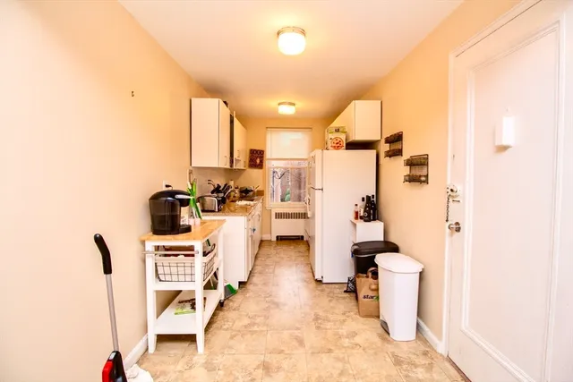 $3,100 | 38 Dean Road, Unit 1, Brookline, MA 02445