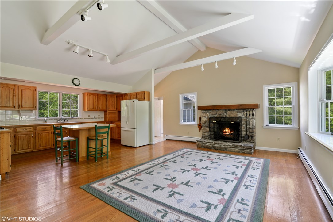 15 Sawmill Road Hopkinton, RI 02832 - Photo 7 of 15
