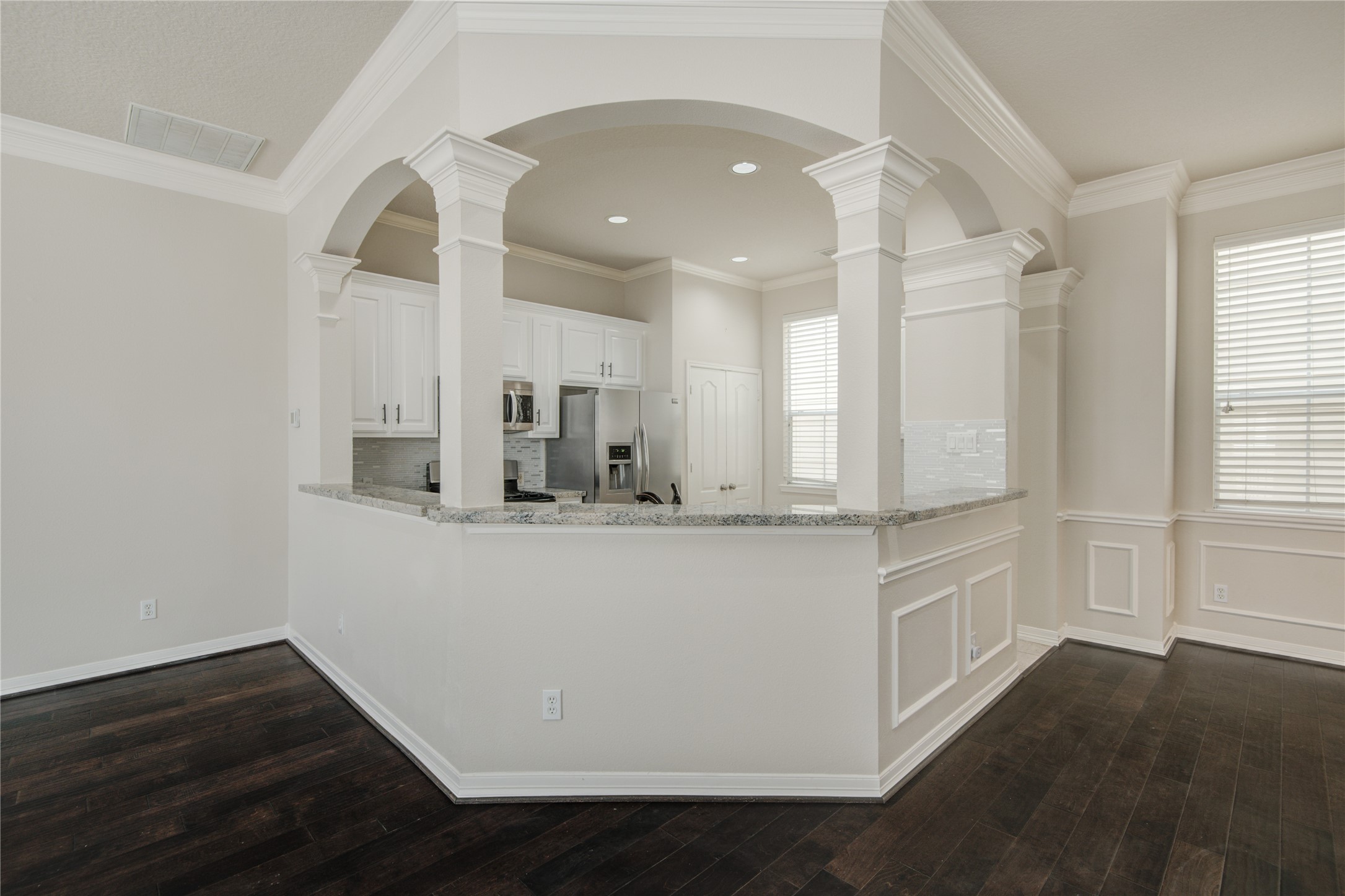 5417 Lillian Street Houston, TX 77007 - Photo 14 of 38