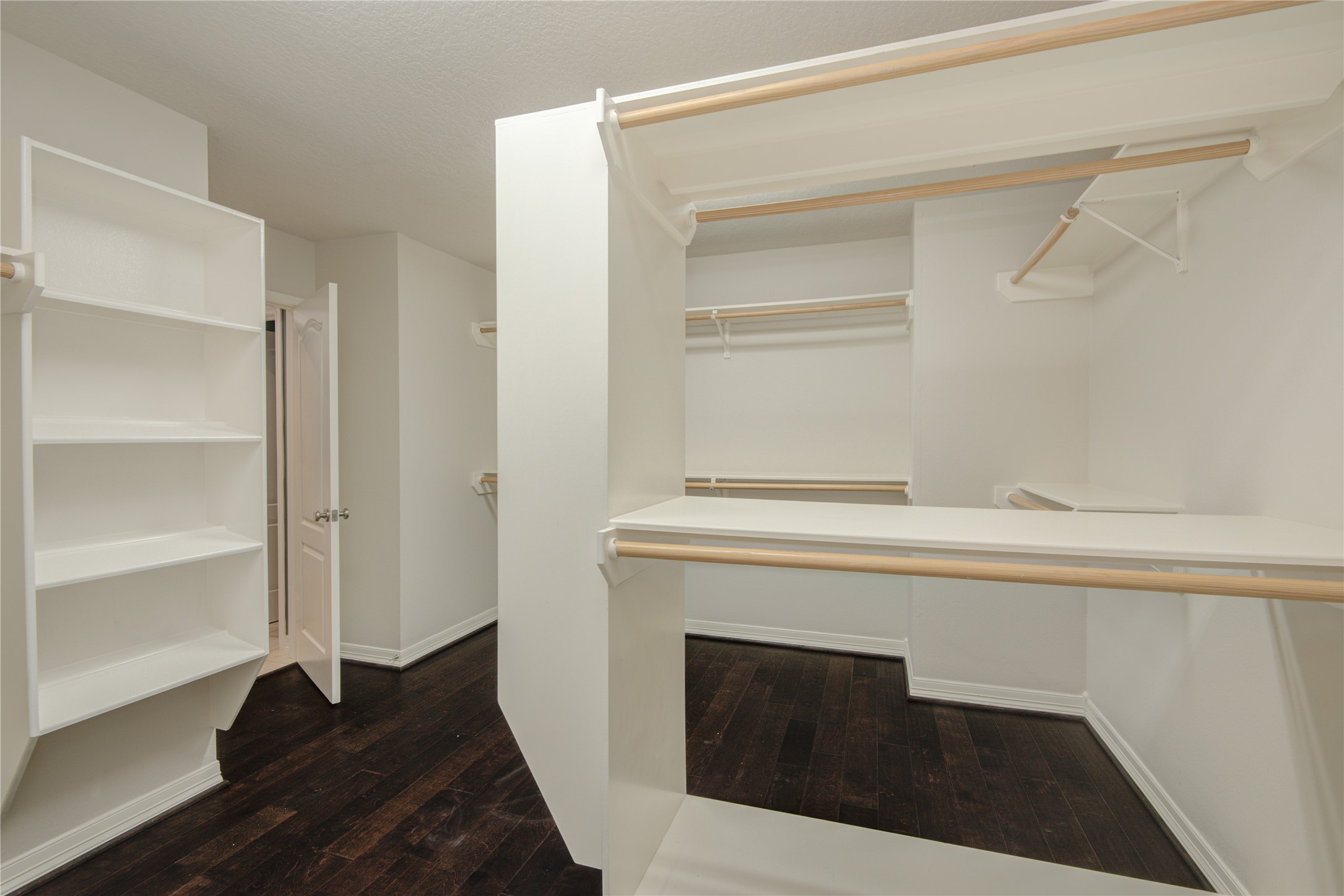 5417 Lillian Street Houston, TX 77007 - Photo 30 of 38 Walk-in Master Closet