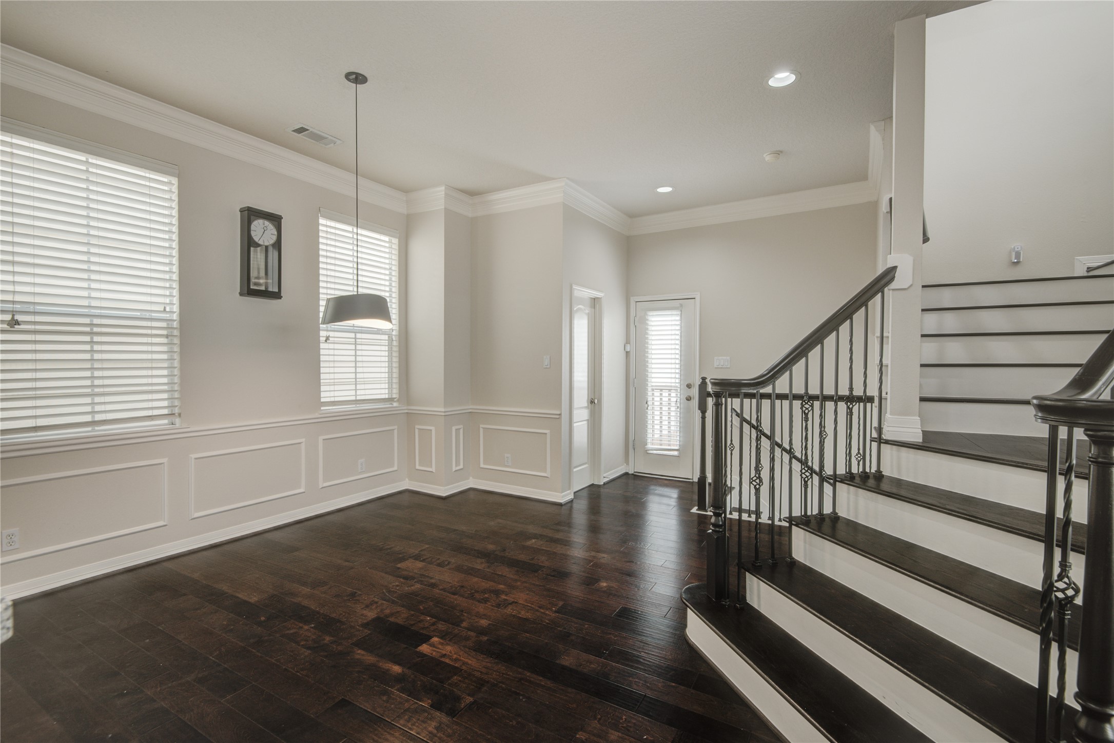 5417 Lillian Street Houston, TX 77007 - Photo 8 of 38