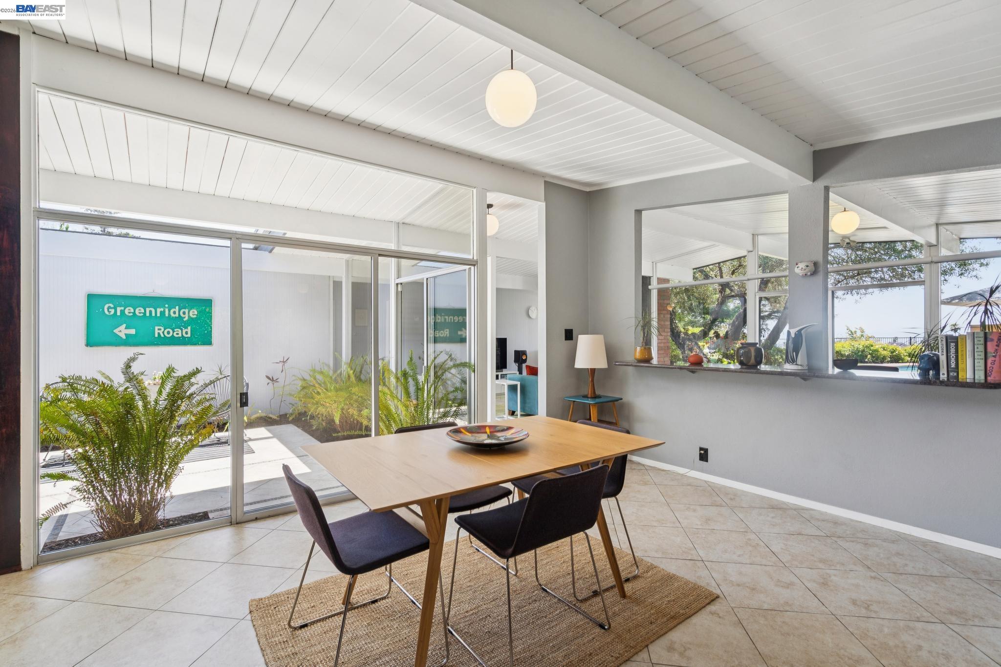5842 Highwood Road Castro Valley, CA 94552 - Photo 22 of 93