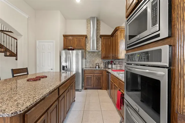 $399,998 | 153 Pinewood Avenue, Red Oak, TX 75154