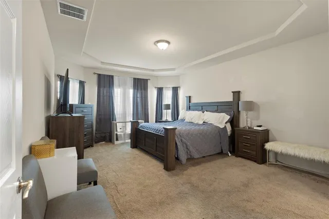 $399,998 | 153 Pinewood Avenue, Red Oak, TX 75154