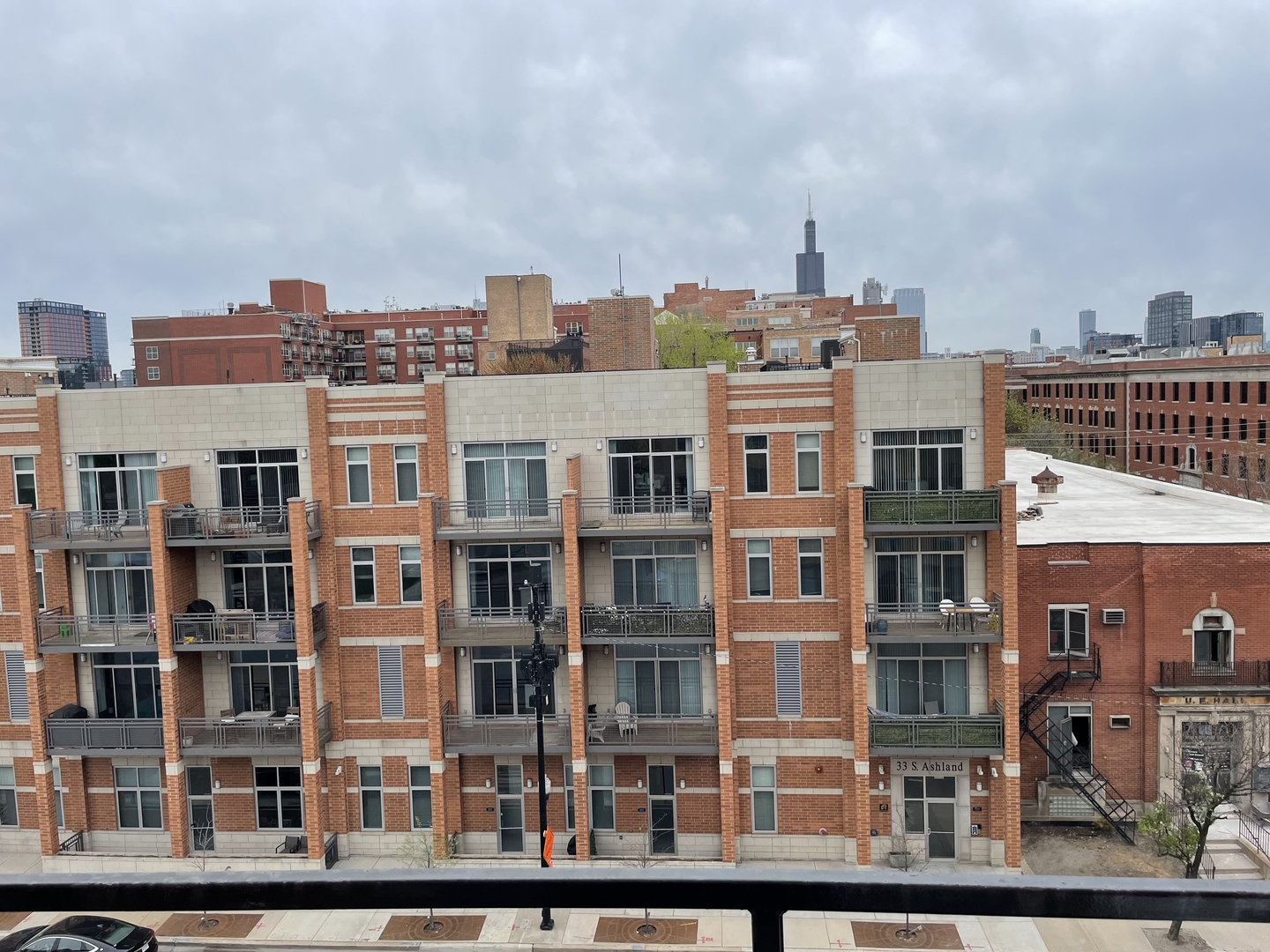 36 South Ashland Avenue, Unit 501 Chicago, IL 60607 - Photo 11 of 12 a front view of a multi story building