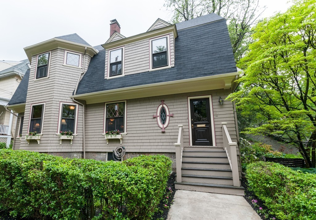 57 Peter Parley Road Boston, MA 02130 - Photo 3 of 28 Gallery Image 3