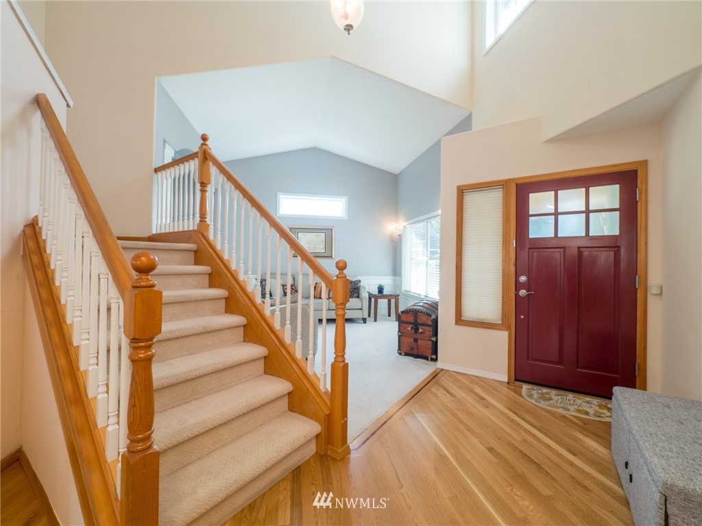 20423 4th Avenue Southeast Bothell, WA 98012 - Photo 3 of 40