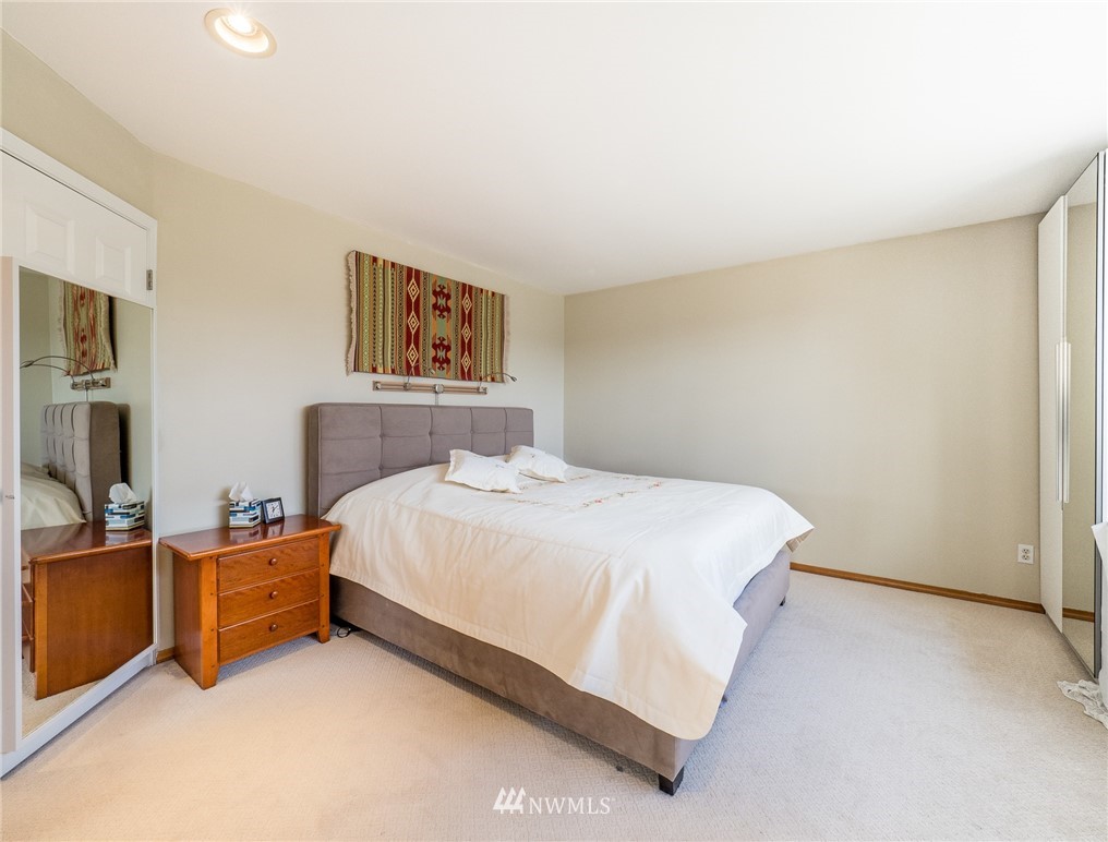 20423 4th Avenue Southeast Bothell, WA 98012 - Photo 23 of 40