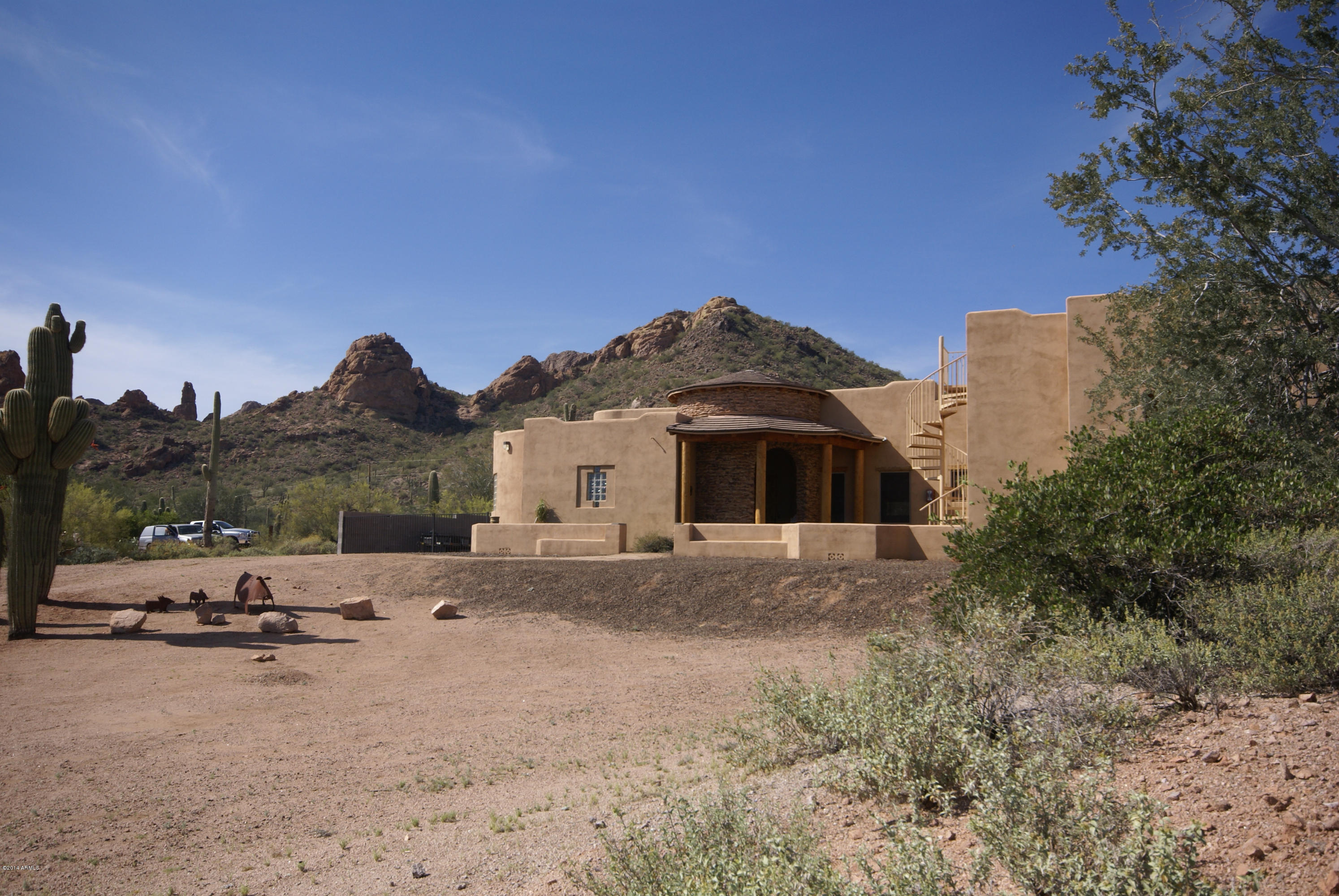 5586 North Wolverine Pass Road Apache Junction, AZ 85119 - Photo 1 of 71 Wolverine Pass Rd