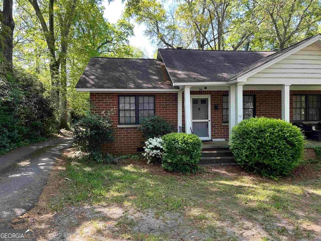 $1,400 | 253 Springdale Street, Athens, GA 30606