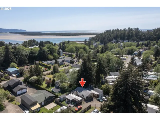 a view of outdoor space and city view