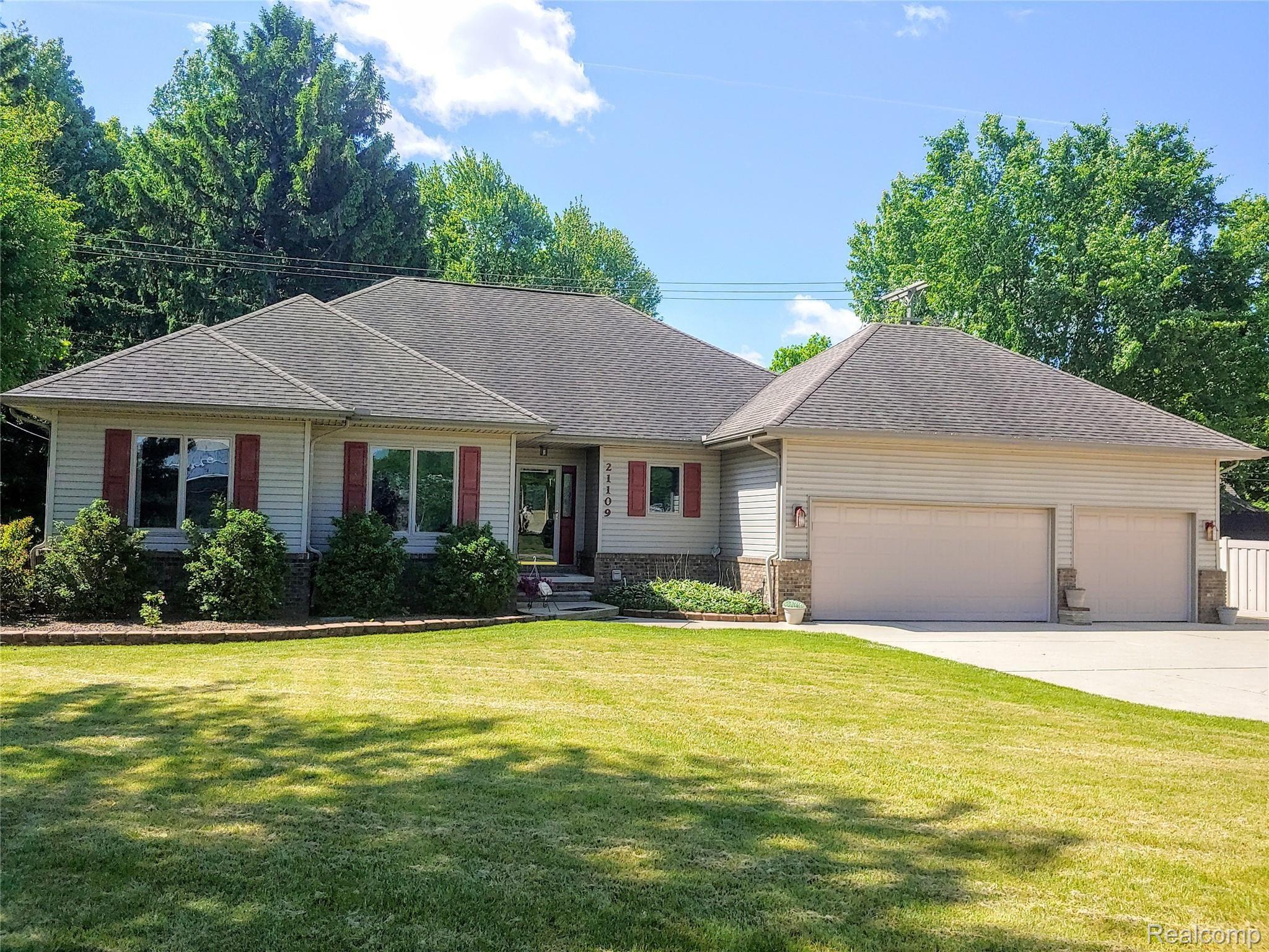 21109 Northline Road Taylor, MI 48180 - Photo 1 of 34 21109 Northline