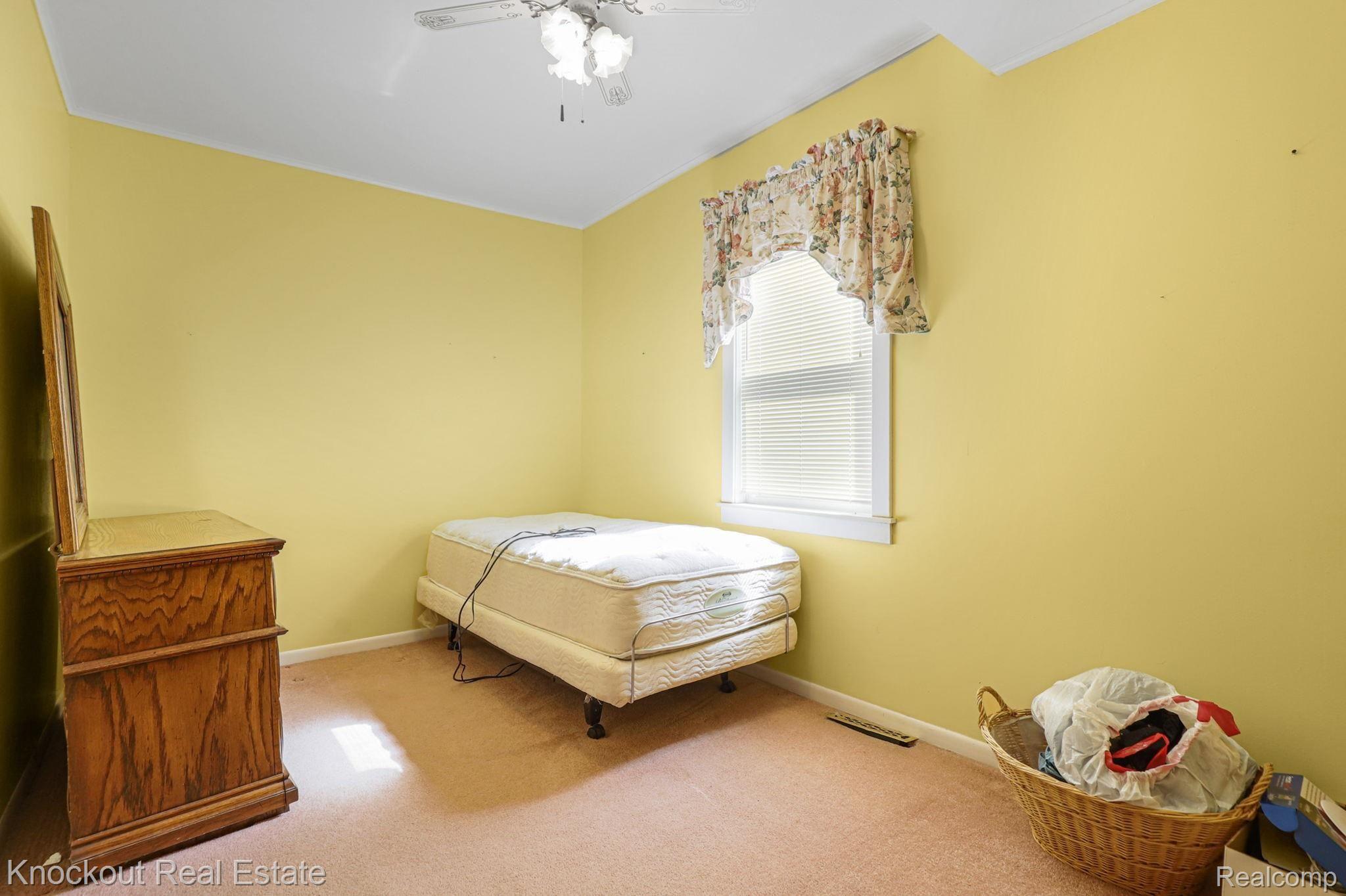 703 State Road Vassar, MI 48768 - Photo 24 of 51 24-web-or-mls-703 State Rd Millington-24.jpg