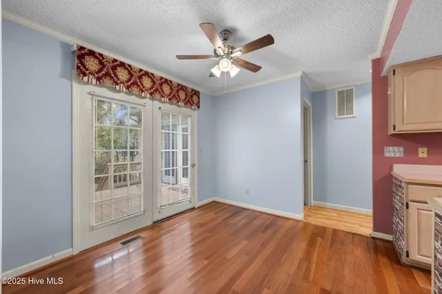 $352,500 | 6312 Albatross Drive, New Bern, NC 28560