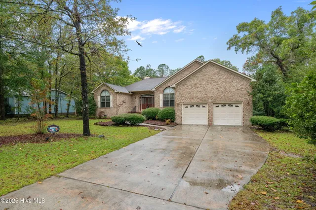 $352,500 | 6312 Albatross Drive, New Bern, NC 28560