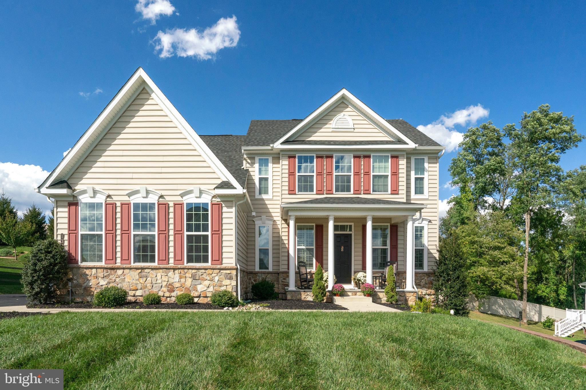 132 Pierce Lane Kennett Square, PA 19348 - Photo 2 of 48