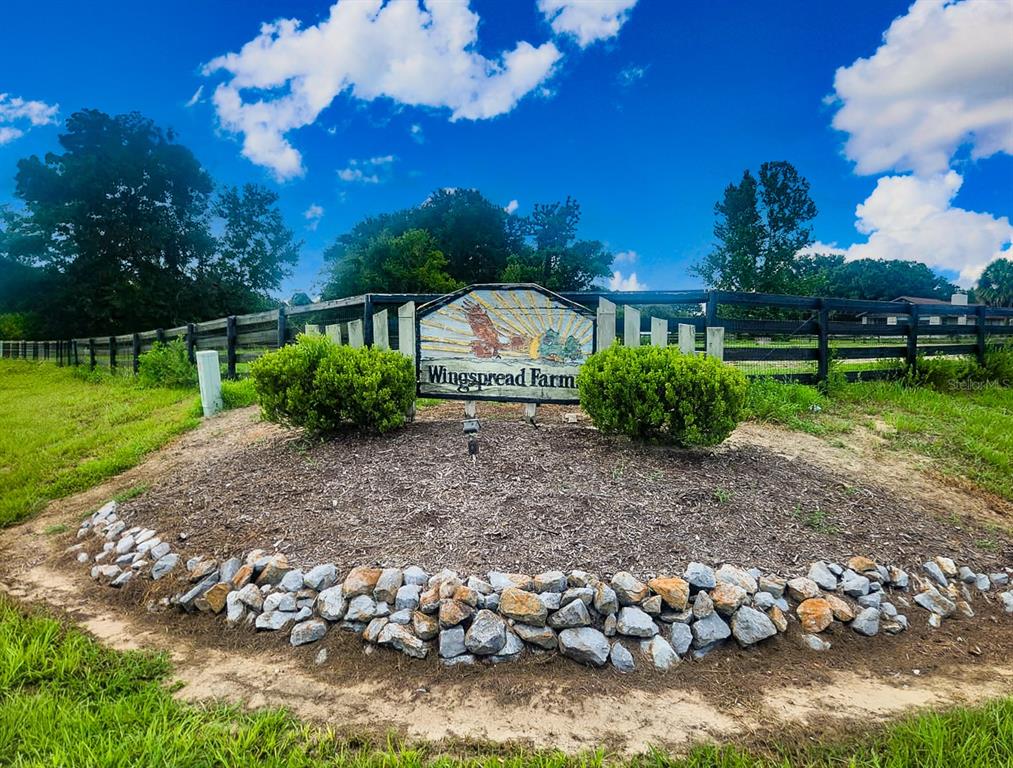 Tbd Southwest 52nd Court Ocala, FL 34476 - Photo 4 of 6 a view of a yard with lots of green space