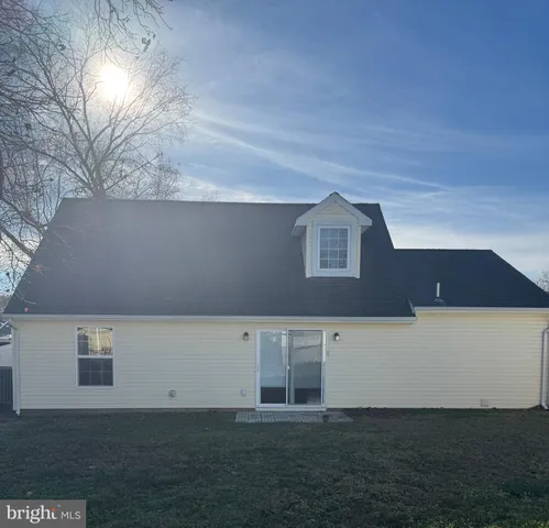 $469,900 | 24 Robin Hill Lane, Levittown, PA 19055