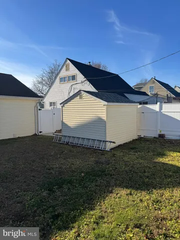 $469,900 | 24 Robin Hill Lane, Levittown, PA 19055