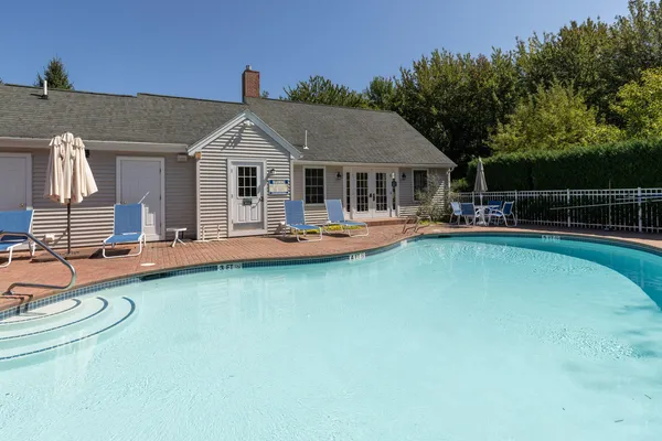 $1,095,000 | 10 Driftwood Trail, Wells, ME 04090