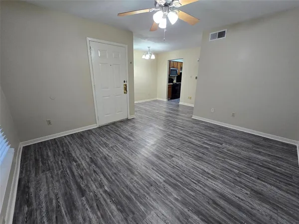 $1,200 | 1705 Crossing Place, Unit 108A, Austin, TX 78741