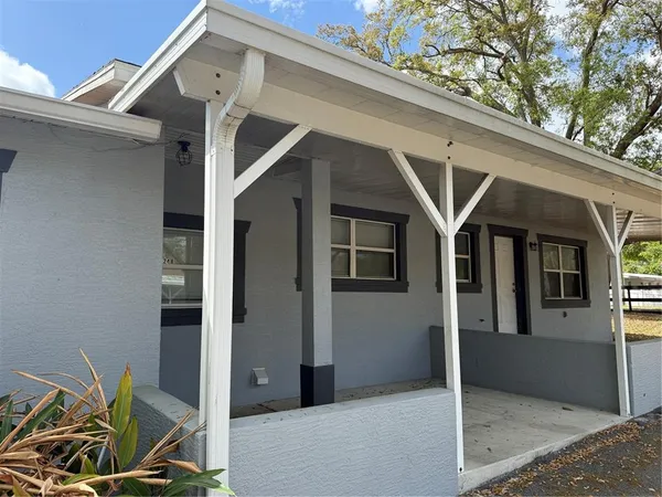 $1,250 | 824 South Lone Oak Drive, Unit B, Leesburg, FL 34748