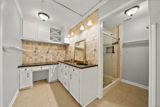 $2,600 | 3818 Southmore Boulevard, Houston, TX 77004