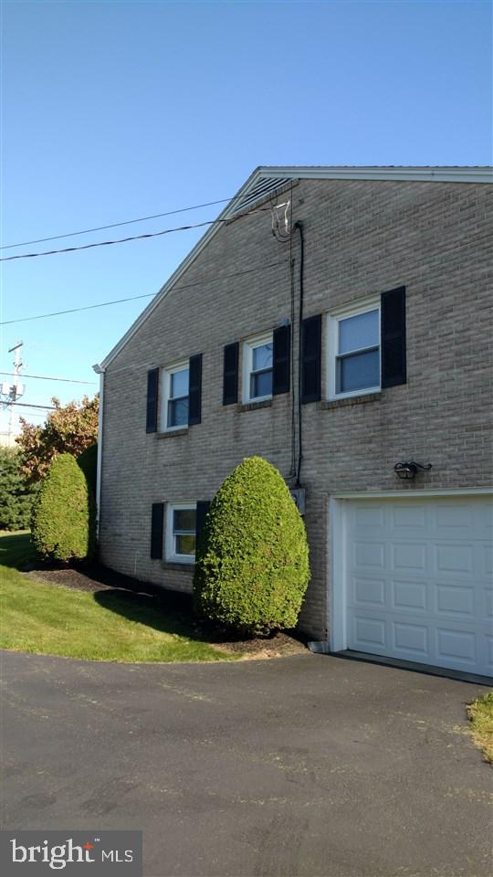 1320 Forge Road Carlisle, PA 17013 - Photo 9 of 22 Gallery Image 9