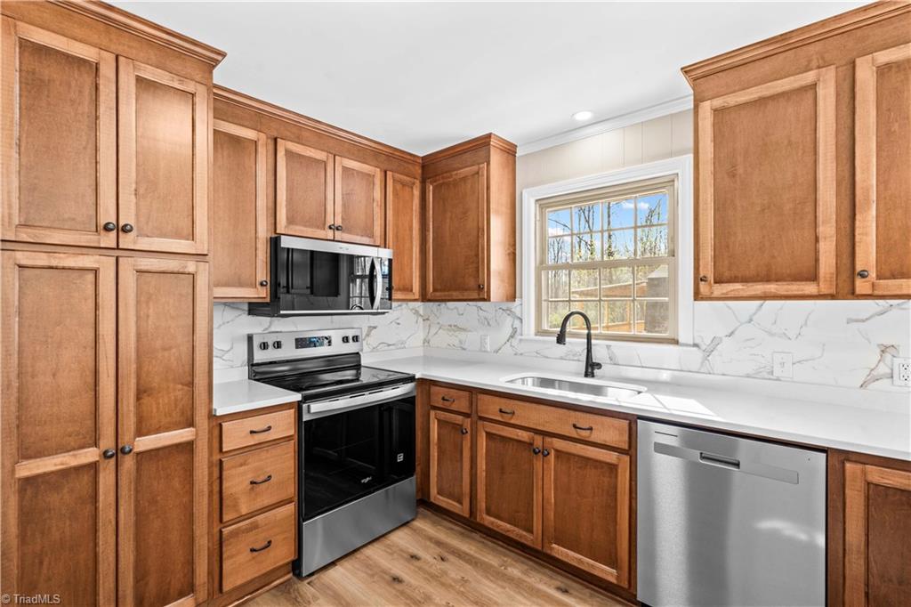1804 Clingman Road Ronda, NC 28670 - Photo 13 of 44 Gallery Image 13