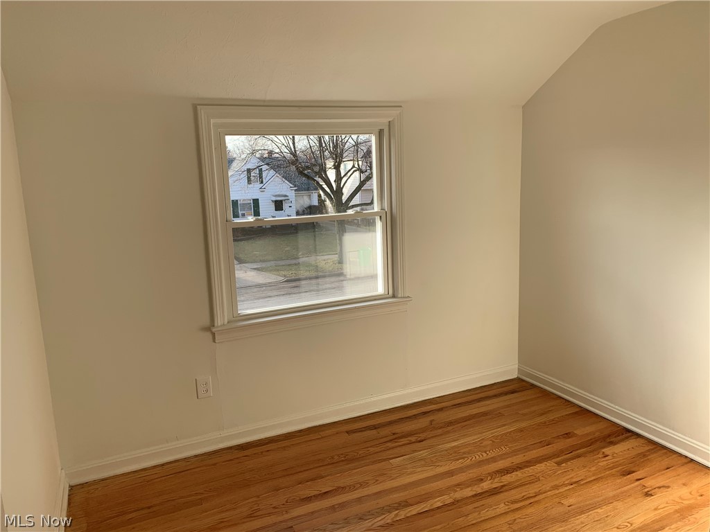 4153 Bayard Road Cleveland, OH 44121 - Photo 14 of 21