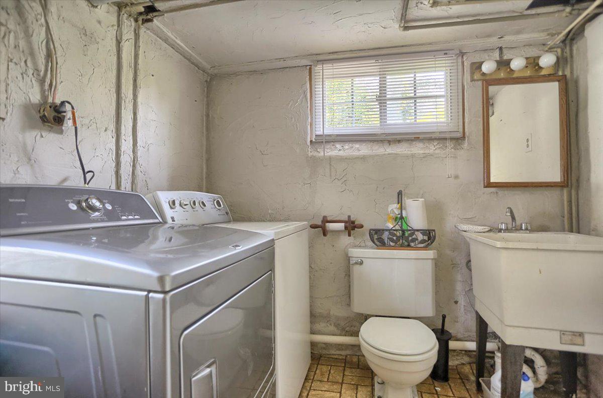4124 Ridgeview Road Harrisburg, PA 17112 - Photo 31 of 39 Gallery Image 31