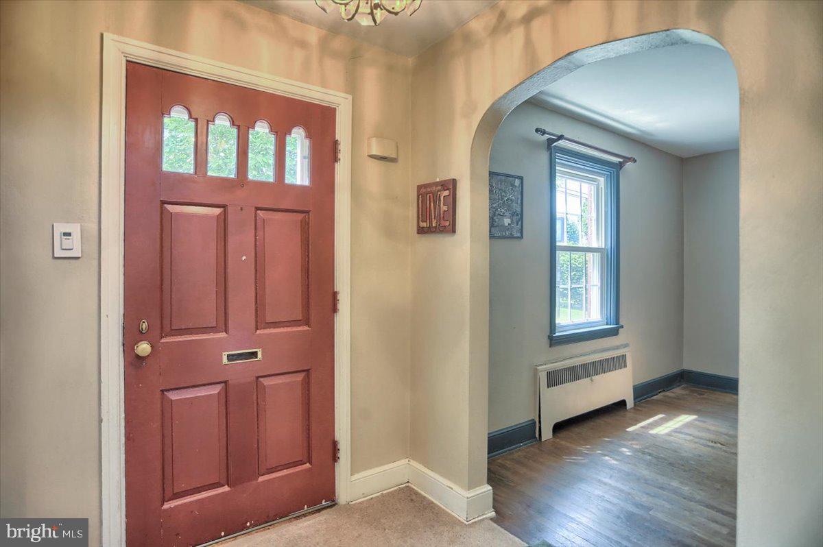 4124 Ridgeview Road Harrisburg, PA 17112 - Photo 5 of 39 Gallery Image 5
