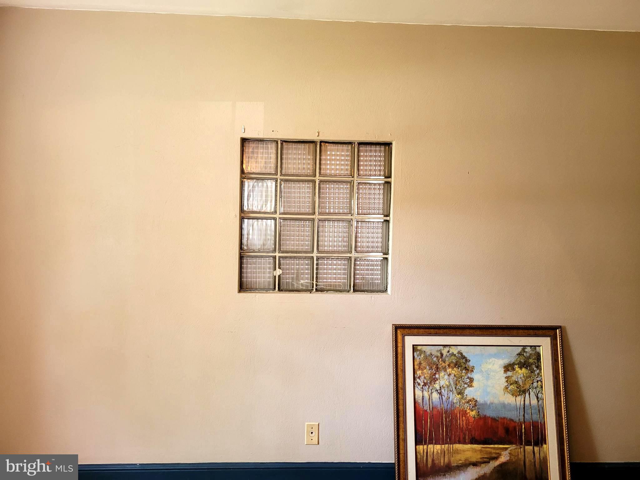 4124 Ridgeview Road Harrisburg, PA 17112 - Photo 8 of 39 Gallery Image 8