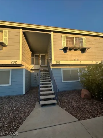 $175,000 | 5330 Portavilla Court, Unit 203, Las Vegas, NV 89122