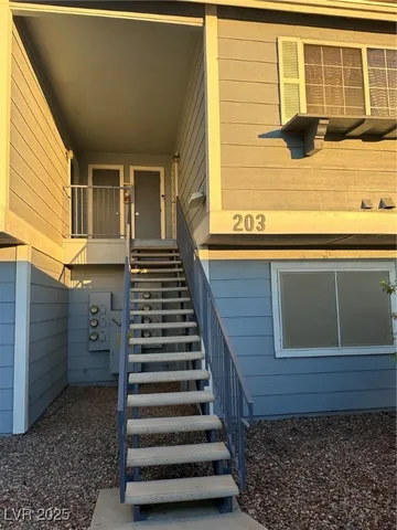 $175,000 | 5330 Portavilla Court, Unit 203, Las Vegas, NV 89122